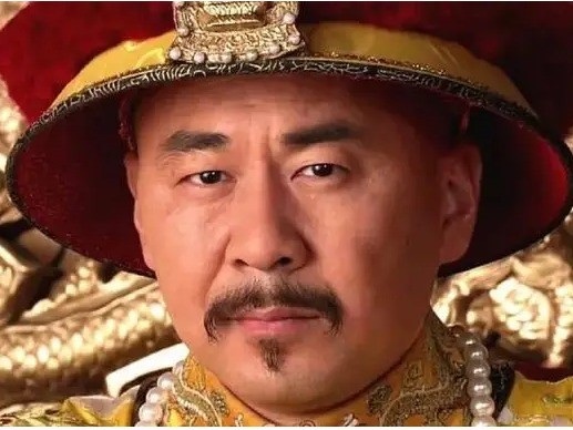 Tổng đô 'thanh liêm' chỉ ăn cải thảo luộc mỗi ngày: Tưởng được khen nào ngờ Ung Chính xử trảm cả gia tộc