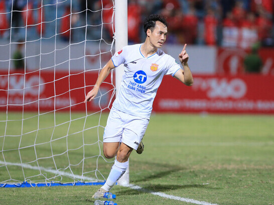 Văn Toàn chấn thương, HLV Kim Sang Sik thấp thỏm AFF Cup 2024