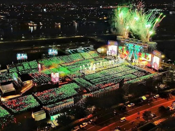 Con số 78.000 khán giả của show Anh Trai bị mỉa mai