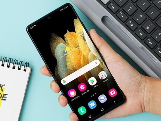 'Bom tấn' Samsung một thời giảm sốc: Camera đỉnh cao, zoom 10X vượt iPhone 16, giá chỉ còn hơn 7 triệu