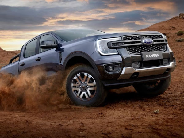 Siết đai ốc tay đòn lỏng lẻo gây mất lái, Ford Ranger bị triệu hồi