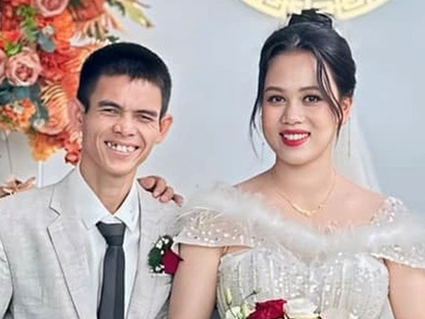 'Chàng trai chăn bò nổi tiếng thế giới' Sô Y Tiết tổ chức đám cưới, con trai 2 tuổi tham dự