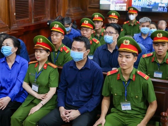 Những giọt nước mắt chảy ngược