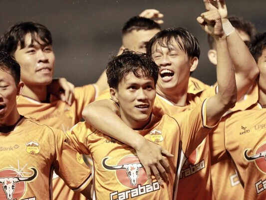 'Tiểu Công Phượng' ghi bàn đẳng cấp, HAGL vẫn nhận trái đắng đúng phút 90+4