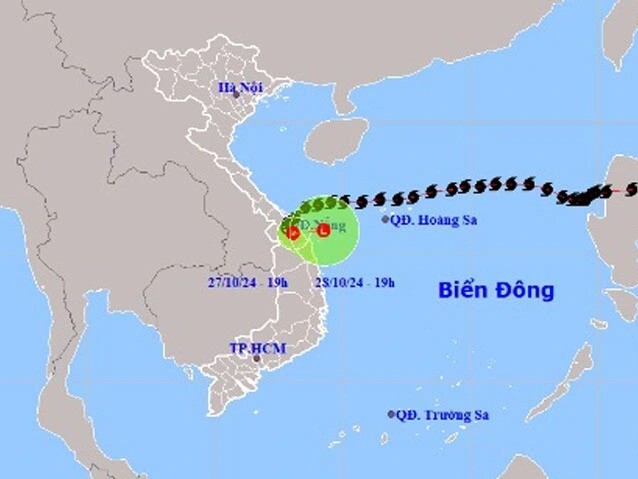 Áp thấp nhiệt đới đi vào các tỉnh Thừa Thiên Huế, Quảng Nam-Đà Nẵng