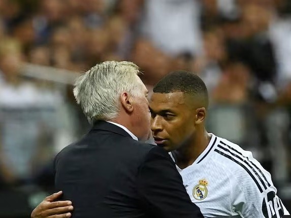 Real Madrid chọn được người thay Ancelotti, Mbappe phấn khởi