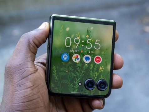 Razr nắp gập đã giúp hồi sinh Motorola như thế nào?