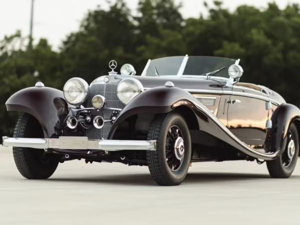 Chiếc Mercedes-Benz 500K 90 năm tuổi hàng hiếm được rao bán giá 1 triệu USD