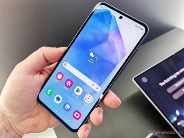 Điện thoại Samsung có màn hình'vượt mặt' iPhone 16: Giá giảm trong tháng 10, chỉ còn hơn 6 triệu
