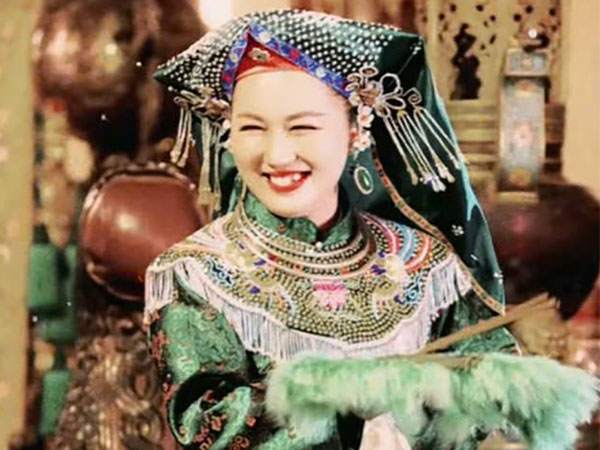 'Cô đồng' ở TPHCM lừa đảo 28 tỷ bằng chiêu trục vong, giải hạn như thế nào?