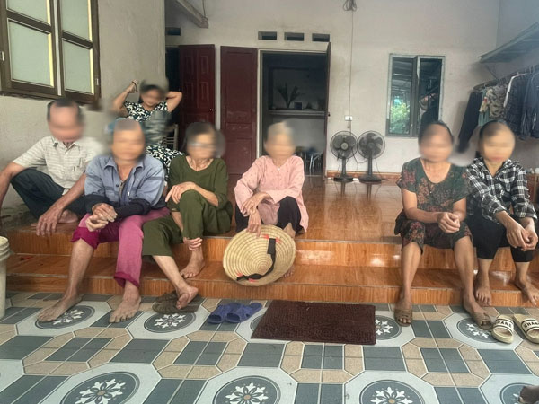 Người phụ nữ tuyên bố vỡ hụi, hàng chục hộ dân lo trắng tay