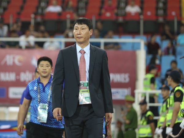 HLV Kim Sang Sik và lời hứa vào chung kết AFF Cup