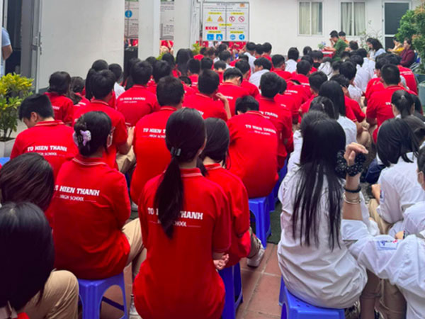Vụ tuyển sinh 'chui' 174 học sinh: Sở Giáo dục Hà Nội yêu cầu trường xin lỗi phụ huynh