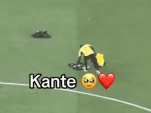 Kante 'đốn tim' người hâm mộ với hành động đẹp trong trận thắng Mahrez, Toney
