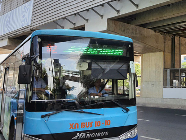 Hà Nội tăng giá vé xe buýt