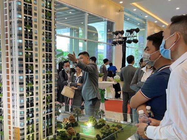Có hay không chuyện môi giới thổi giá bất động sản?