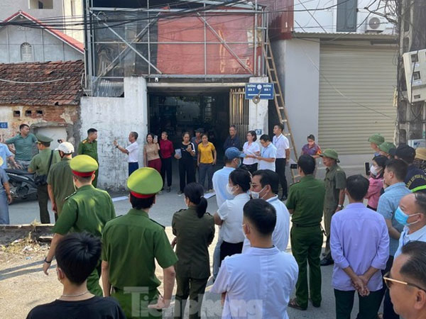 Hà Nội: Cưỡng chế cơ sở của 'thần y' chữa bách bệnh bằng nước ion kiềm, nhịn ăn, không uống thuốc