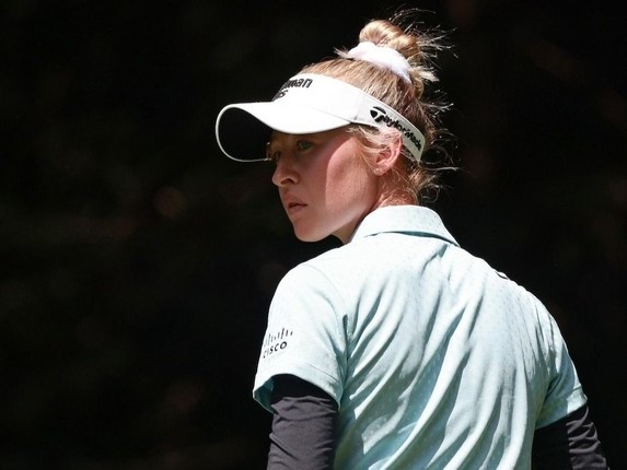 Nỗi khổ ít người biết đằng sau cuộc sống hào nhoáng của các nữ golfer