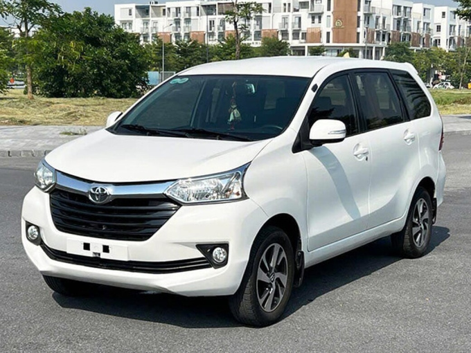 'Soi' Toyota Avanza Premio 2019 chỉ 400 triệu, rẻ ngang xe hạng A