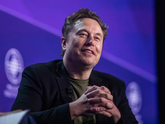 Tỷ phú Elon Musk bị cảnh báo sẽ mất tất cả nếu bà Harris thắng cử