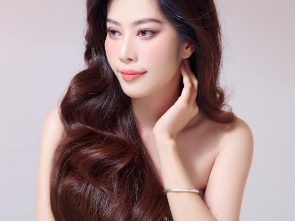 Nam Em tuyên bố sao kê sau thời gian 'mất tích'