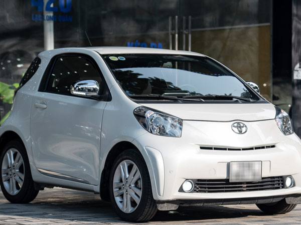Xe cỏ Toyota iQ 2013 rao bán giá ngang Mazda 6 2024 dù 'nghèo' trang bị