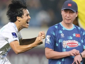 Bùng nổ ở giải châu Á, cầu thủ từng khiến Văn Hậu dự bị mở ra hi vọng cho tuyển Việt Nam ở AFF Cup