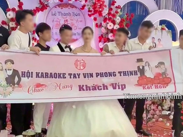 Bức ảnh chụp trong một đám cưới bất ngờ gây tranh cãi MXH: Vui thôi đừng vui quá!