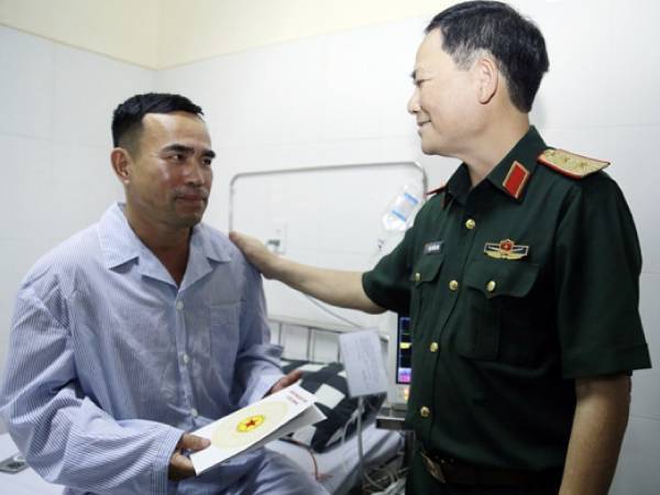 Phi công máy bay quân sự rơi ở Bình Định kể lý do phải nhảy dù