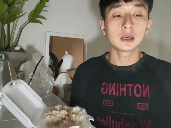 Tình trạng hiện tại của sao nam mắc HIV: Không dám ra đường, bị sụt cân trầm trọng