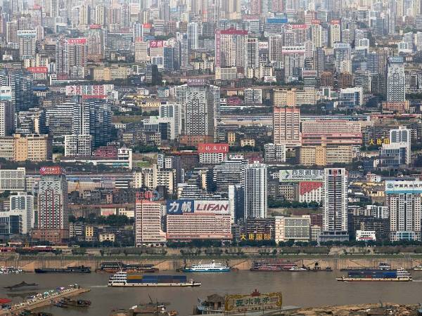 Mới 10 tháng, láng giềng Việt Nam xuất khẩu đạt gần 3.000 tỷ USD