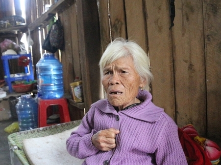 Vụ máy cày cán 2 người tử vong: 'Con nói chiều đi làm về sẽ có tiền mua thuốc cho mẹ'