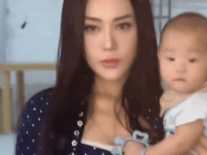 Mẹ bỉm Phương Oanh lại gây sốt vì quá sexy