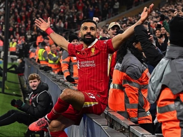 'Song sát' Nunez-Salah lập công, Liverpool bỏ xa Man City 5 điểm