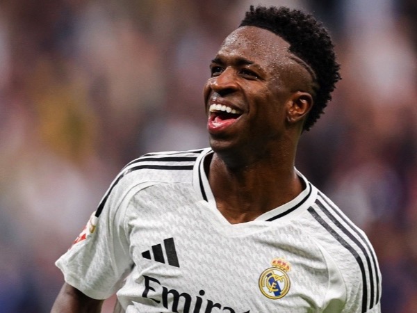 Vinicius ghi hat-trick, Real Madrid thắng hủy diệt Osasuna