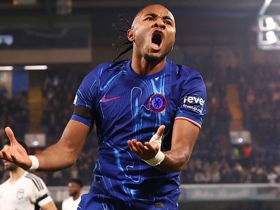 MU gây bất ngờ với phương án chiêu mộ sao Chelsea