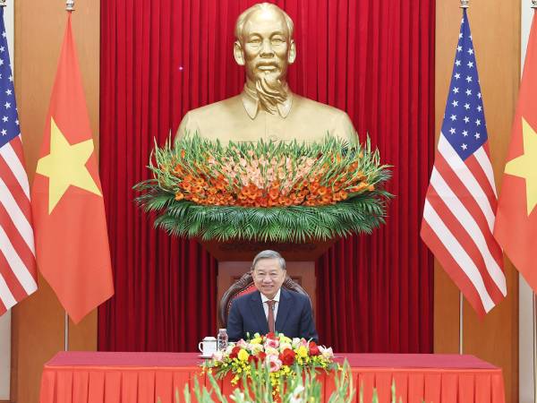 Tổng Bí thư Tô Lâm điện đàm với Tổng thống đắc cử Mỹ Donald Trump