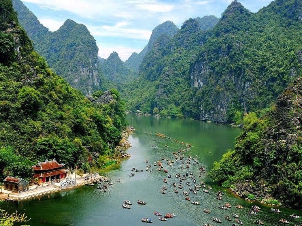 Lừa đảo bằng thủ đoạn giả mạo khách sạn, homestay ở Ninh Bình