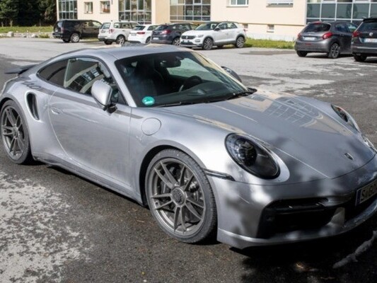 Tận thấy Porsche 911 Turbo 50 Years đặc biệt, từ 6,52 tỷ đồng
