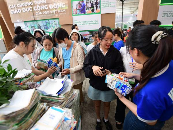 Ấn tượng với trải nghiệm 'xanh' được Vinamilk mang đến ngày hội Việt Nam Xanh