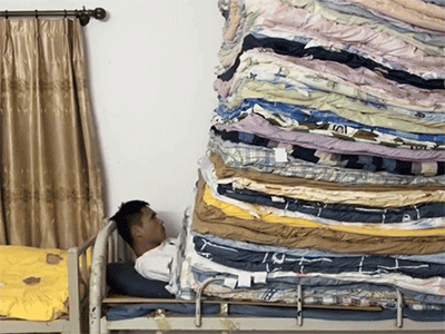 36 triệu người 'hết hồn' khi nhìn vào chiếc giường trong KTX của chàng trai