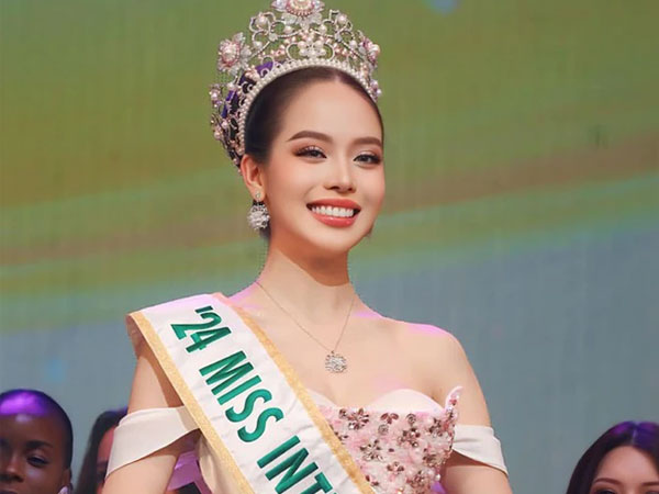 Khán giả quốc tế nói về Thanh Thủy: 'Cô ấy đẹp phát sáng'