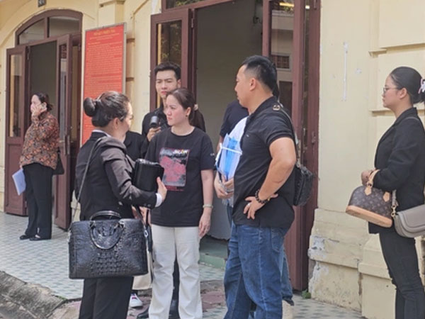 VIDEO: Kết quả hoà giải giữa con gái và em gái cố NSƯT Vũ Linh