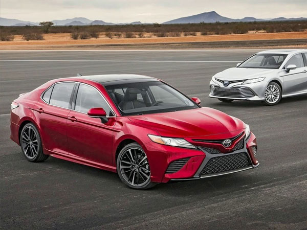 Xe sedan cỡ D giá 1 tỷ: Mazda6 suýt soán ngôi của Toyota Camry