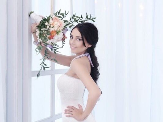 Ngày cưới, em dâu vừa bước ra thì toàn hội trường vang lên tiếng bàn tán ồn ào, đại diện nhà trai nhà gái chỉ muốn 'độn thổ' vì xấu hổ