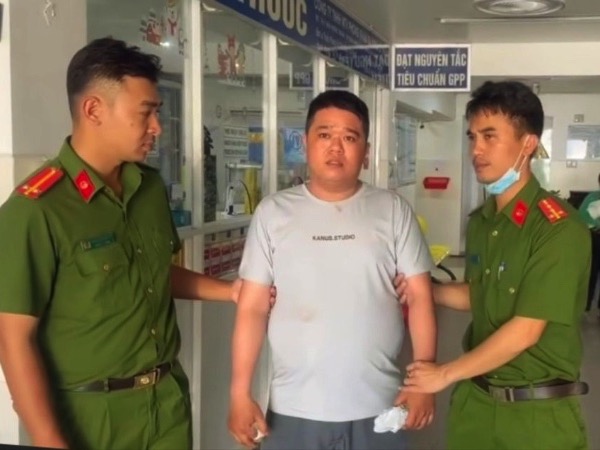 Bắt hung thủ giết người sau 1 giờ gây án ở Đồng Nai