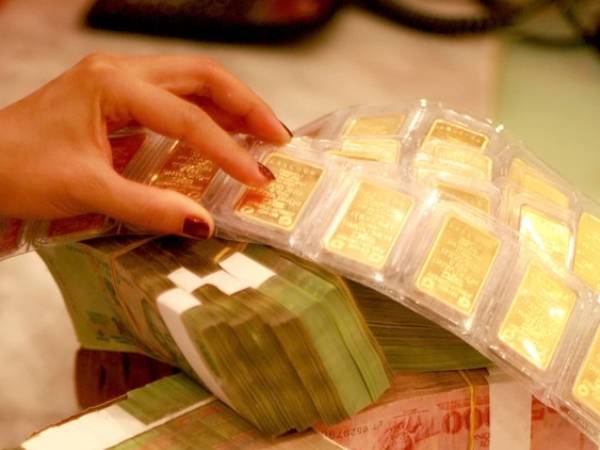 Giá vàng đồng loạt tăng rất mạnh