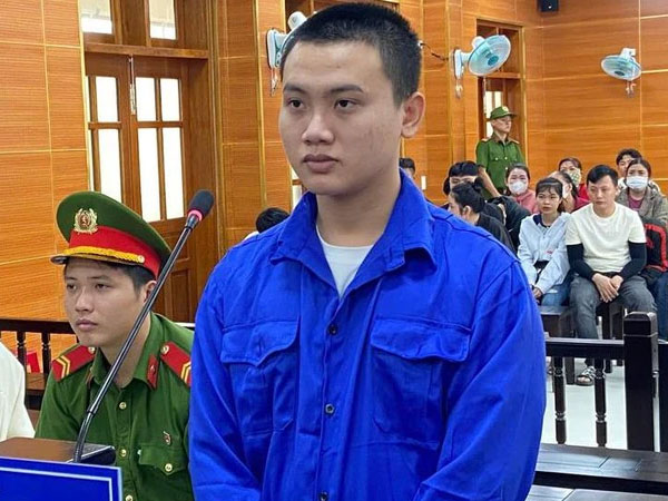 Lĩnh 20 năm tù vì dùng vỏ chai bia đập vào đầu người khác gây tử vong