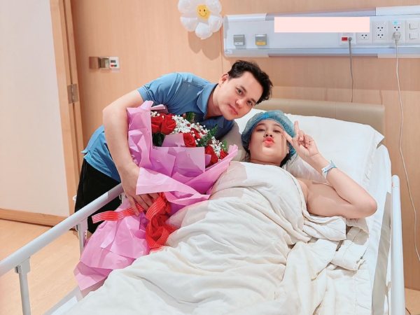 Hồ Bích Trâm thông báo đã sinh con thứ 2, còn rủ rê bác sĩ làm ngay 1 việc khó ai ngờ!