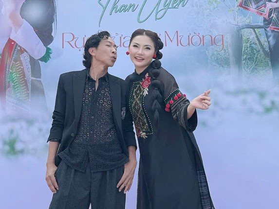 NSƯT Việt Hoàn nói về mối quan hệ thực sự với Thượng uý Thu Hường